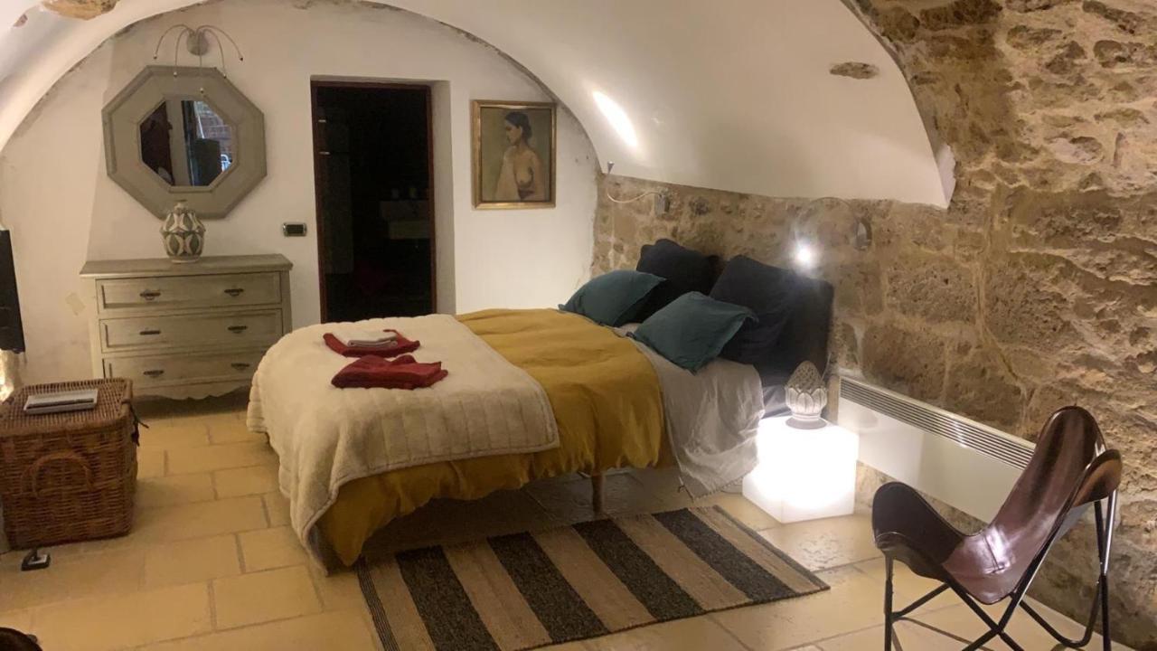La Villageoise, Chambre Troglodyte Pitoresque Au Coeur Du Village Rognes Kültér fotó