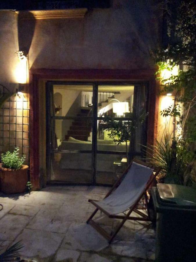 La Villageoise, Chambre Troglodyte Pitoresque Au Coeur Du Village Rognes Kültér fotó